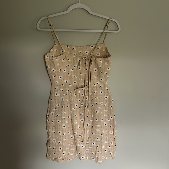 Brave soul women’s tan daisy print dress - Picture 3 of 4